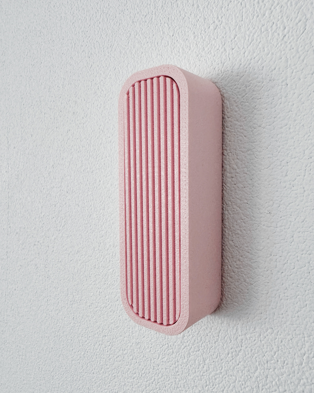 Minimalistischer Klapp-Wandhaken für Rennradhelme & Caps